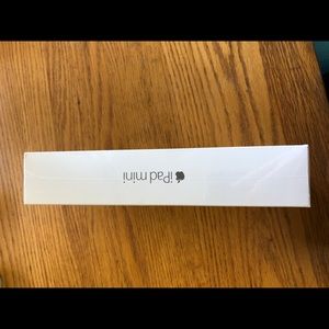 iPad Mini 4 w/ 128GB (Space Gray) ❌❌SOLD❌❌